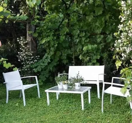 Casa Intera Con Giardino Mantignana