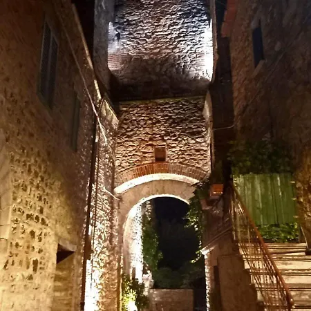 Casa Intera Con Giardino Mantignana