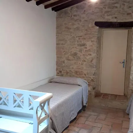 Casa Intera Con Giardino *