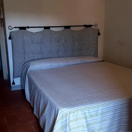 Сasa de vacaciones Casa Intera Con Giardino Mantignana