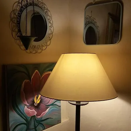 Casa Intera Con Giardino