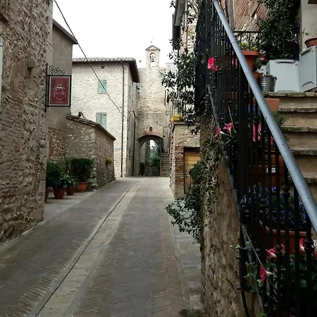 Vakantiehuis Casa Intera Con Giardino