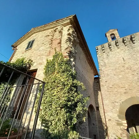 Casa Intera Con Giardino