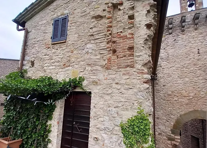 Casa Intera Con Giardino *